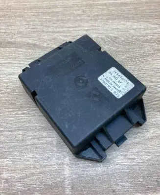 Renault Laguna I Central body control module 7700810873 34145601