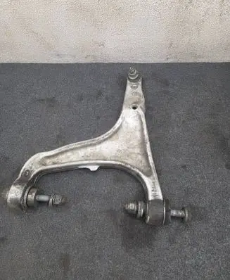 Maserati Levante Front lower control arm/wishbone 06700319930