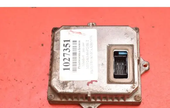 Mazda 6 Voltage converter/converter module 1307329086