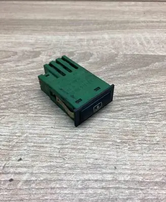 BMW 5 E39 Electric window control switch 8360893