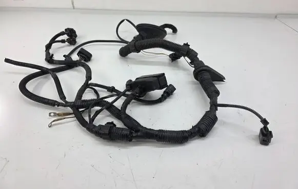 Porsche Cayenne (92A) Headlight/headlamp mounting bracket 