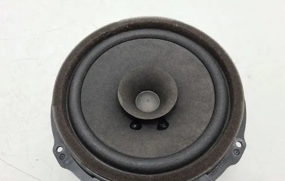Ford Focus Front door speaker AA6T18808CA