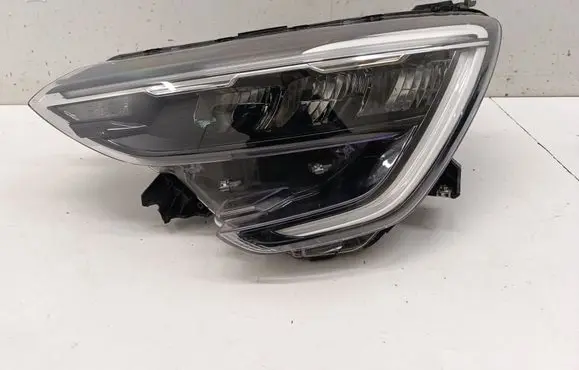 Renault Arkana Headlight/headlamp 260608117R