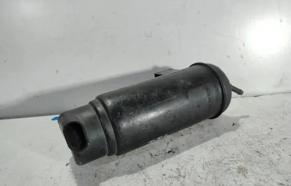 Audi A2 Active carbon filter fuel vapour canister 8Z0201795D