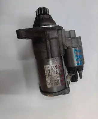 Volkswagen Golf VII Starter motor 02Z911022C