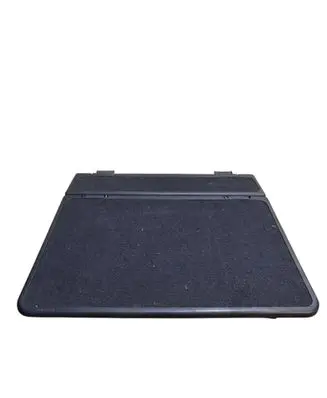 Trunk/boot floor carpet liner