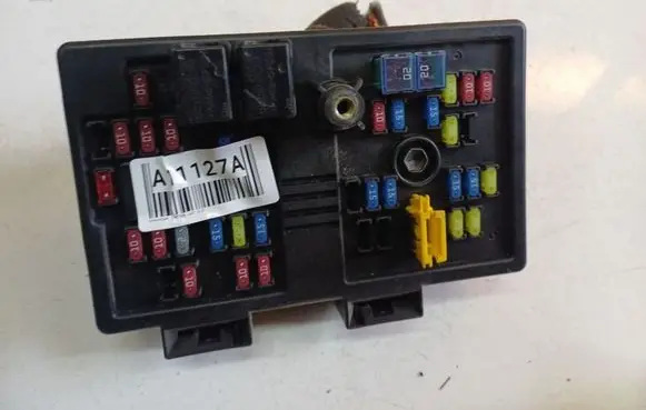 Chevrolet Captiva Fuse box set 