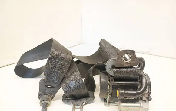 Mercedes-Benz B W245 Front seatbelt 602877300 311005 50922