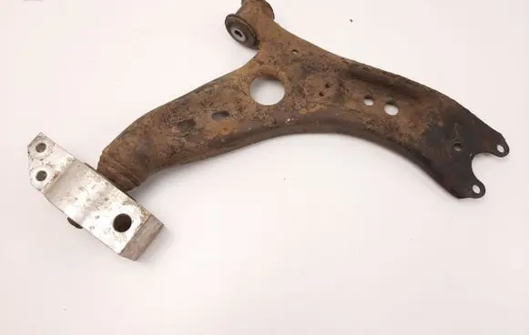 Volkswagen PASSAT B7 Front lower control arm/wishbone