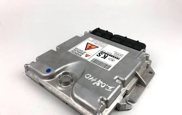 Subaru Impreza III Engine control unit/module 22611AP282