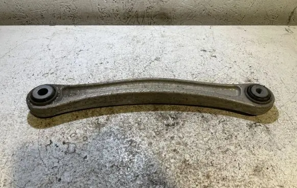Volkswagen Touareg I Rear control arm
