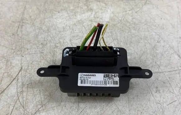 Citroen DS5 Heater blower motor/fan resistor P7708005
