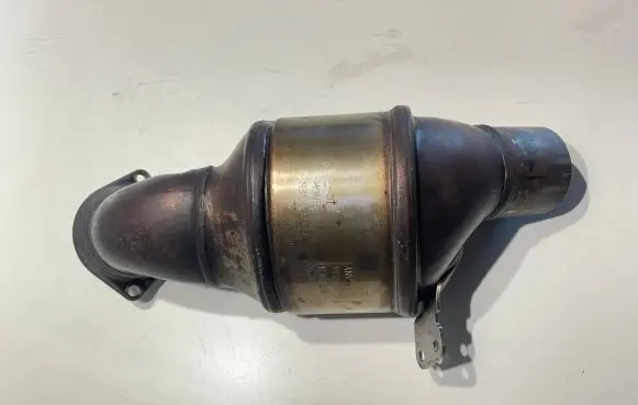 BMW 8 G15 Catalyst/FAP/DPF particulate filter 7953054
