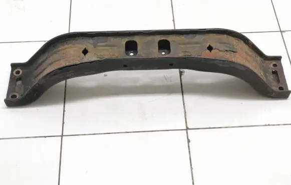 Gearbox mounting bracket