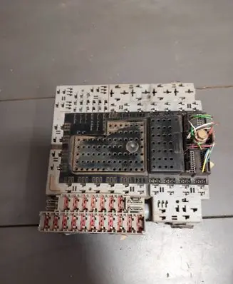 Volvo S80 Fuse module 9452772 0072013