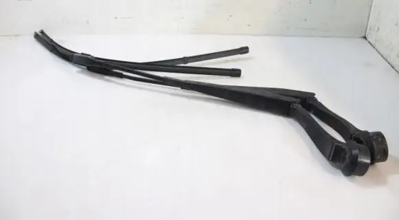 Ford Mondeo MK V Front wiper blade arm