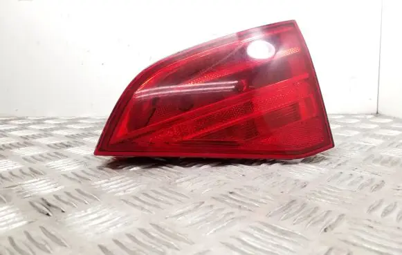 Audi A4 S4 B8 8K Tailgate rear/tail lights 8K9945094