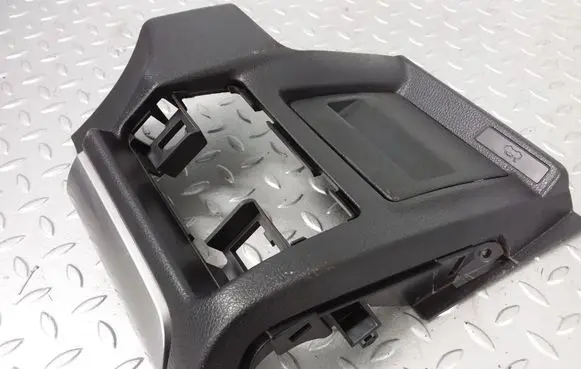 Subaru Forester SJ Fuse box cover 66135AJ020 66075FJ030