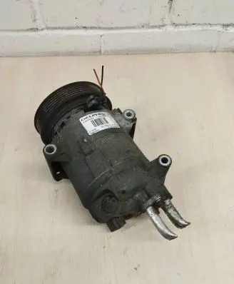 Renault Megane II Air conditioning (A/C) compressor (pump) 01136124630A 01140169