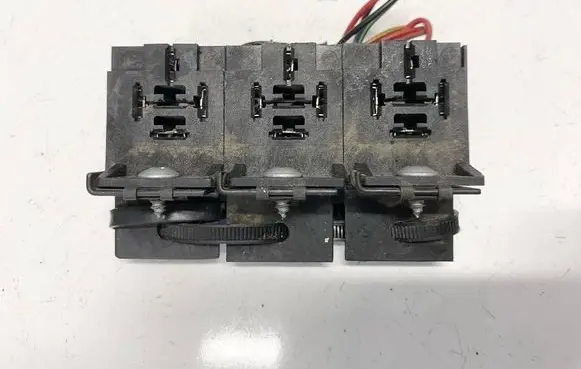 Ford Transit Fuse box set 3334485008