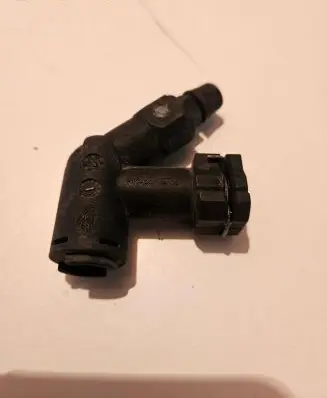 Opel Insignia A Clutch pipe/line 55563644