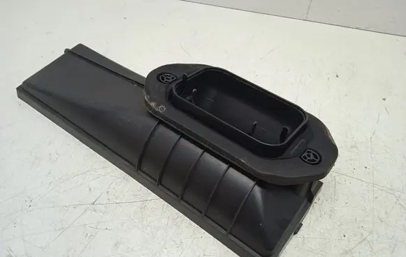Peugeot 607 Air intake duct part 9629553180