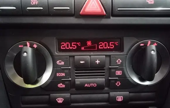 Audi A3 S3 A3 Sportback 8P Climate control unit 8P0820043AG