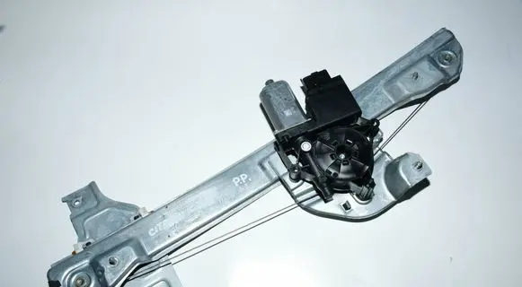 Citroen C3 Front door electric window regulator 9813093380