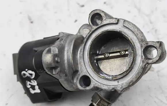 Mercedes-Benz E W213 EGR valve A6541400460