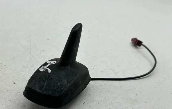 Volkswagen PASSAT B6 Aerial GPS antenna 1K0035507E