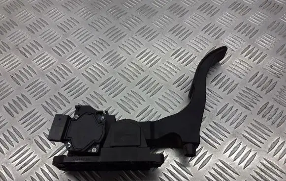 Volkswagen Polo Accelerator throttle pedal 6Q1721503E
