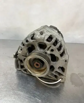 Renault Clio II Generator/alternator 8200660045AA