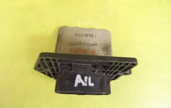 Mazda 626 Heater blower motor/fan resistor KJ151GE6R