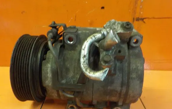 Mitsubishi Pajero Air conditioning (A/C) compressor (pump) 447220 1MB85