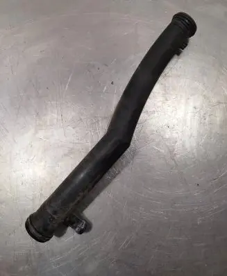 Volkswagen PASSAT B6 Engine coolant pipe/hose 03C121065B