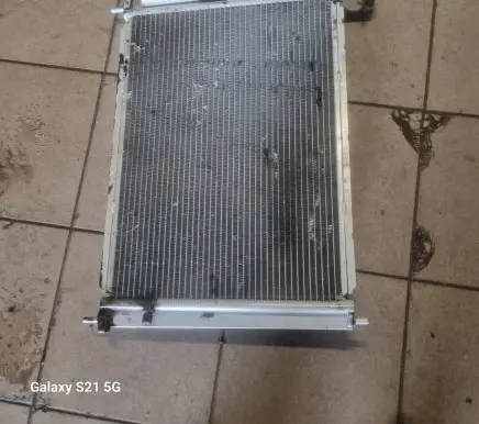 Renault Twingo II Coolant radiator F0KPASS2005140078B