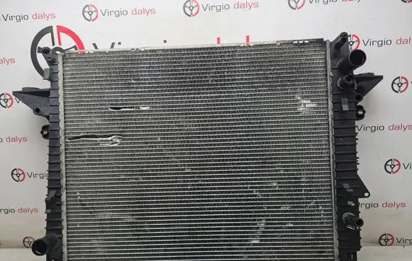 Land Rover Discovery 3 - LR3 Coolant radiator PCC500112 L25951
