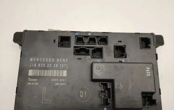 Mercedes-Benz CLS C219 Door control unit/module A2198202326