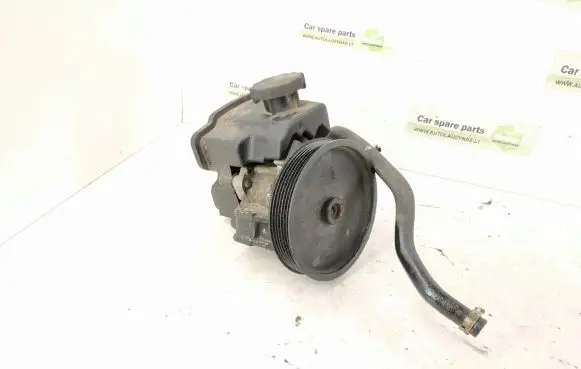 Mercedes-Benz C W204 Power steering pump 0044667001 A0044667001