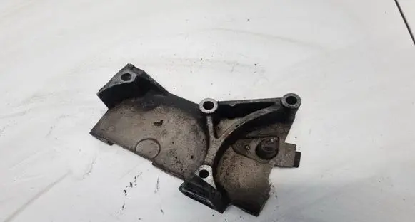 Renault Clio II Engine mounting bracket 8200101196