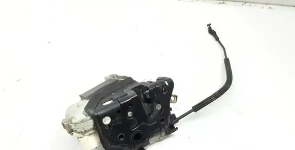Audi Q7 4L Front door lock
