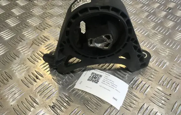 Opel Insignia A Engine mount bracket 13227769