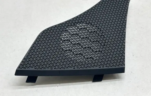 KIA EV6 Side speaker trim/cover 84725CV100 84725CV000