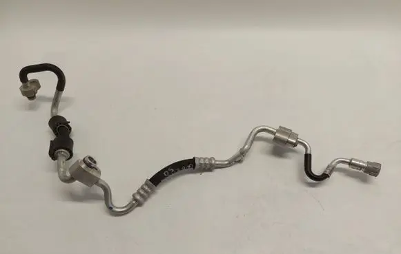 Air conditioning (A/C) pipe/hose