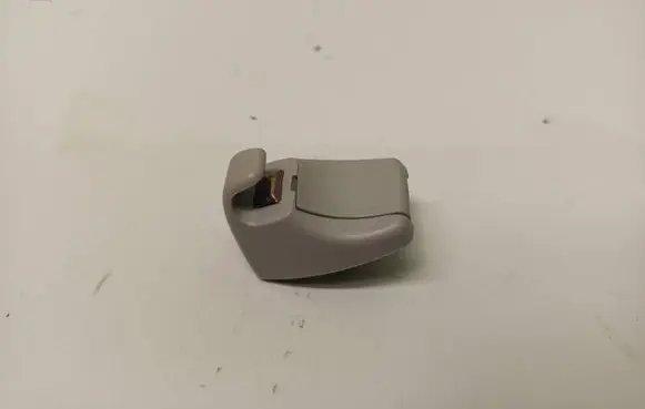 Sun visor clip/hook/bracket