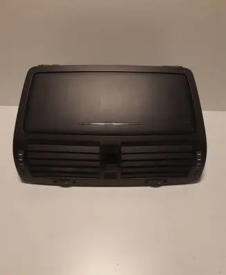 Skoda Octavia Mk2 (1Z) Dash center air vent grill 1Z0820951