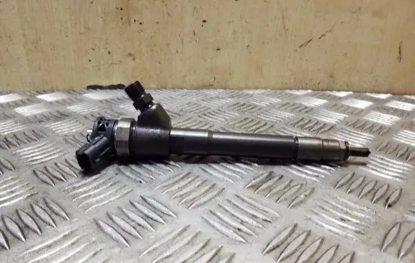 Nissan X-Trail T32 Fuel injector 0445110546 HMLGT1205R B445161554