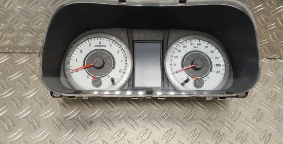 Toyota Sienna XL30 III Speedometer (instrument cluster) 838000861000