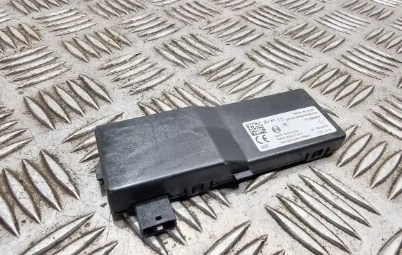 Antenna control unit