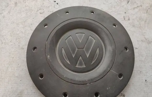 Volkswagen Transporter - Caravelle T5 Original wheel cap 7H0601151C